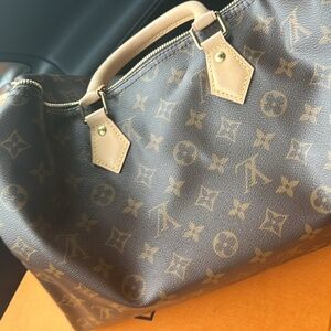 Louis Vuitton speedy 35